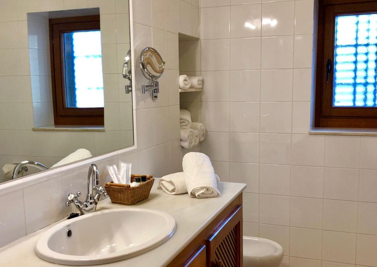 Sant Antoni de Portmany Chalet Torralba - Villa At Hotel Osiris מראה חיצוני תמונה